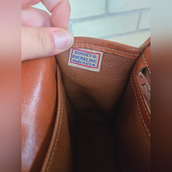 Dooney & Bourke Handbag - Picture 15 of 16